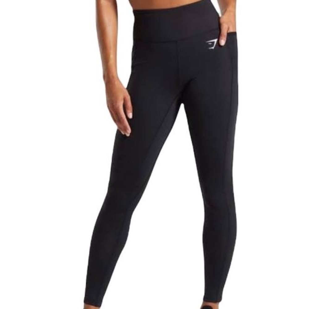 Black gymshark leggings